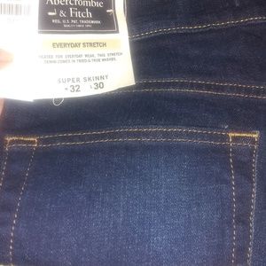 Abercrombie skinny jeans size 32/30
